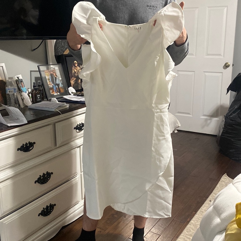 TCEC dress size large